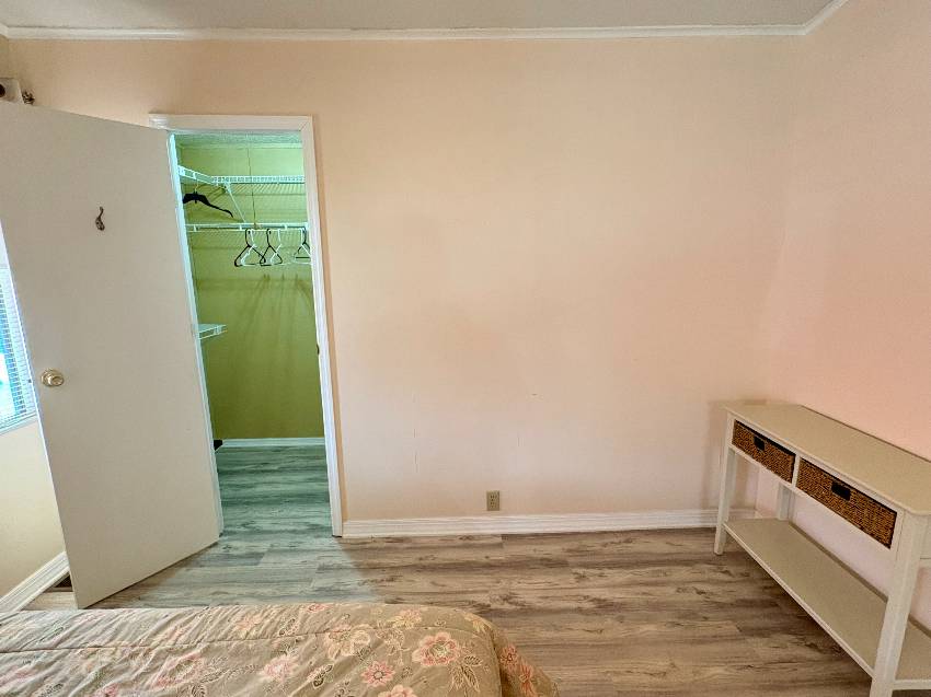 1193 S Indies Circle a Venice, FL Mobile or Manufactured Home for Sale